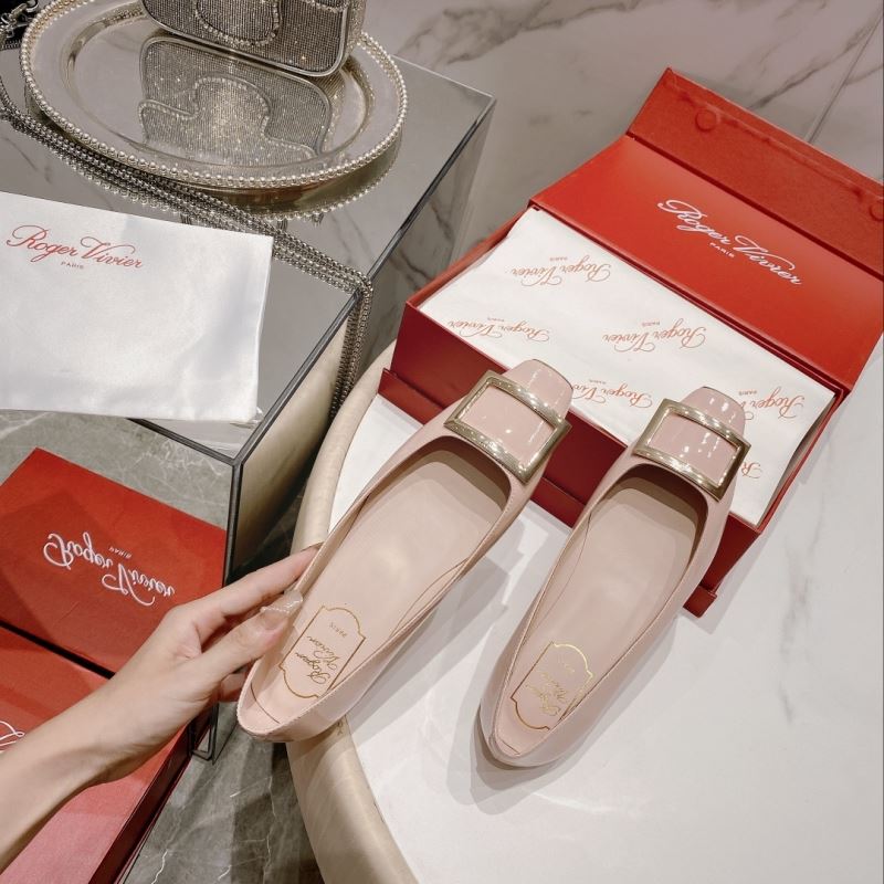 Roger Vivier flat shoes